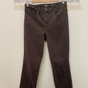 BROWN STRETCHY STRAIGHT LEG PANTS
